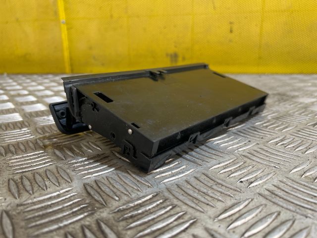 bontott AUDI A4 CABRIO Középső Szemüvegtartó