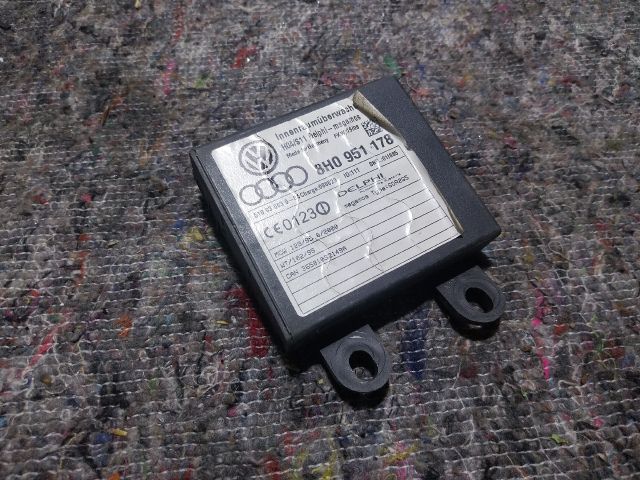 bontott AUDI A4 CABRIO Riasztó Központ