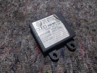 bontott AUDI A4 CABRIO Riasztó Központ