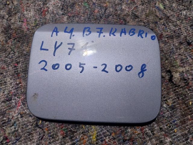 bontott AUDI A4 CABRIO Tankajtó