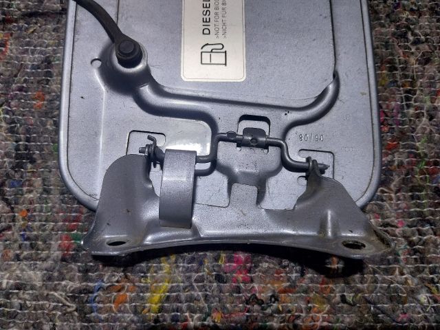 bontott AUDI A4 CABRIO Tankajtó