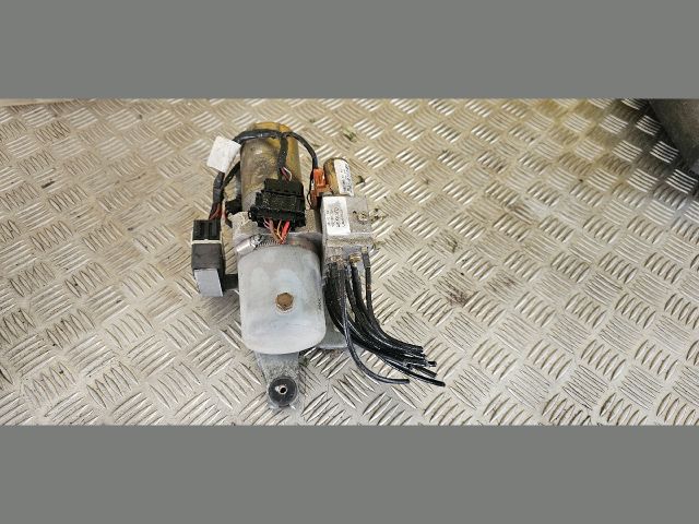 bontott AUDI A4 CABRIO Tető Mozgató Motor