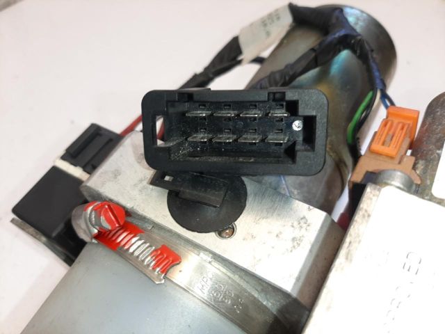 bontott AUDI A4 CABRIO Tető Mozgató Motor