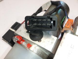 bontott AUDI A4 CABRIO Tető Mozgató Motor