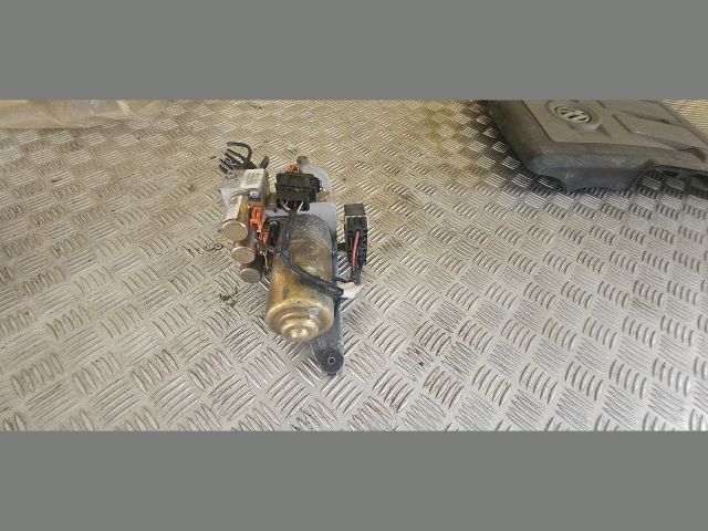 bontott AUDI A4 CABRIO Tető Mozgató Motor