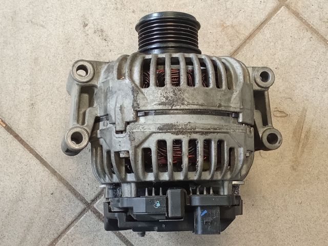 bontott AUDI A5 Generátor