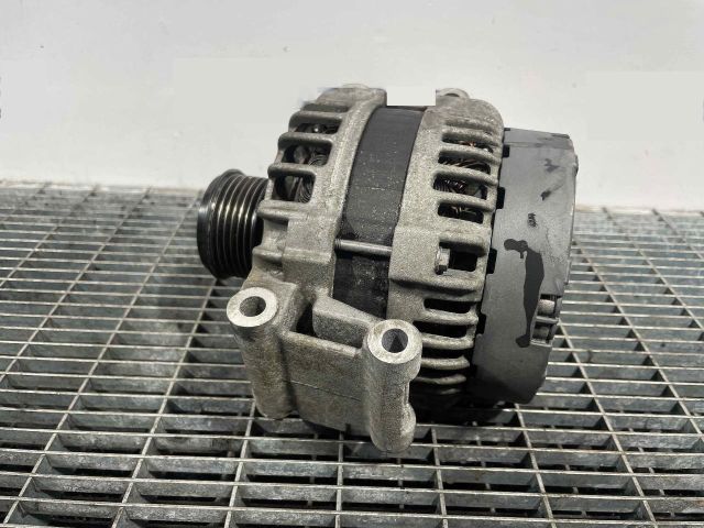 bontott AUDI A5 Generátor