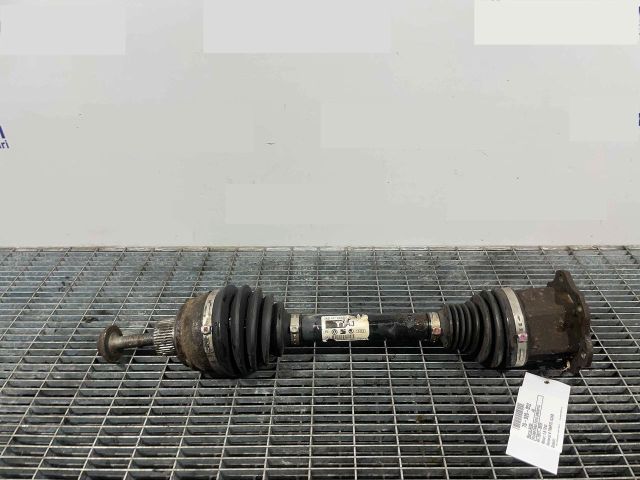 bontott AUDI A5 Jobb Féltengely