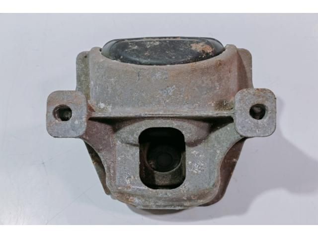 bontott AUDI A5 Motor Tartó Bak (Pozíciófüggetlen)