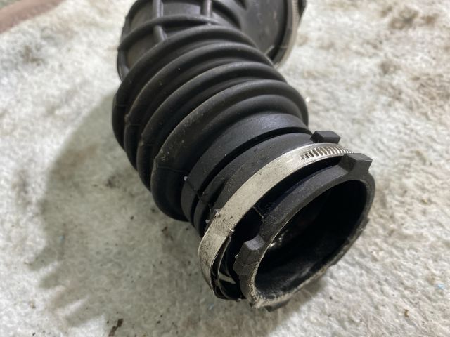 bontott AUDI A5 Szívó Cső