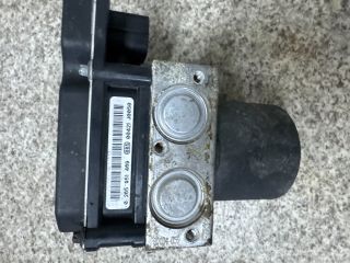 bontott AUDI A5 ABS Kocka