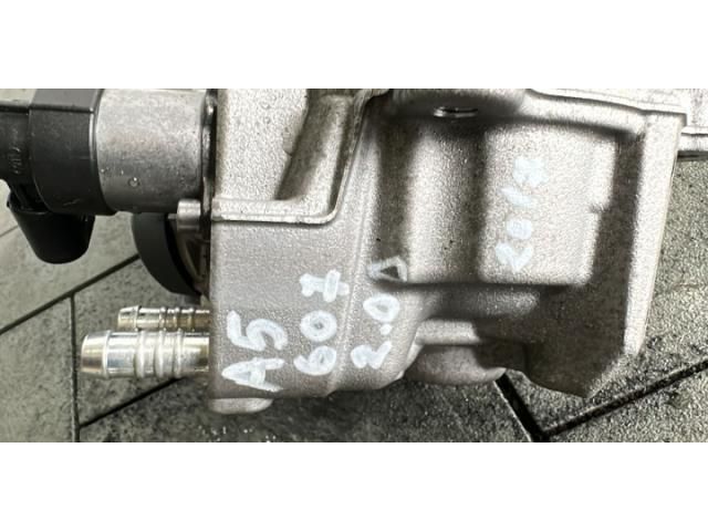 bontott AUDI A5 Adagoló