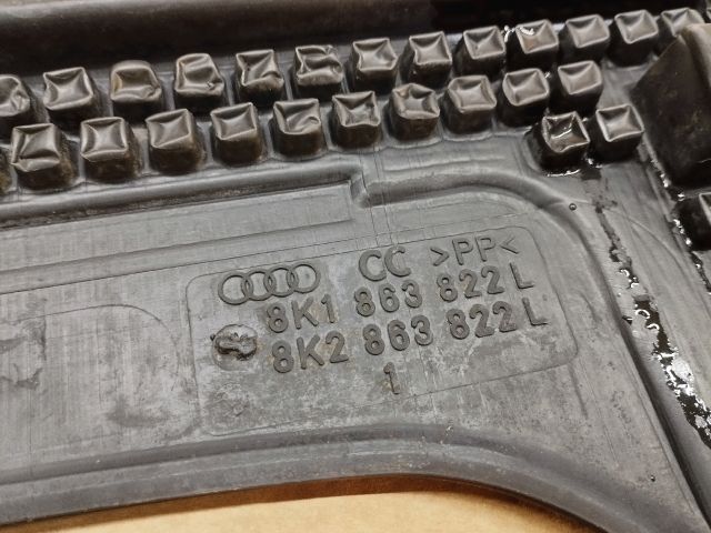 bontott AUDI A5 Alsó Motorburkolat