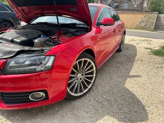 bontott AUDI A5 Bal Féltengely