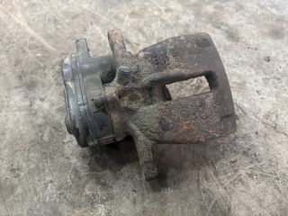 bontott AUDI A5 Bal hátsó Féknyereg Munkahengerrel