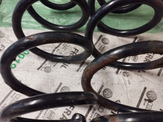 bontott AUDI A5 Első Rugó Pár