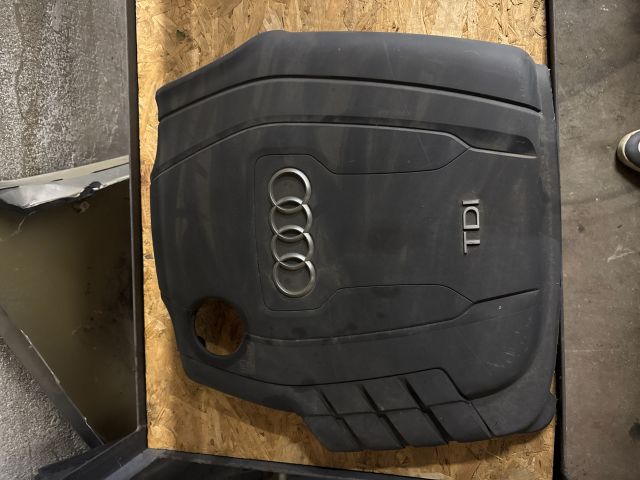 bontott AUDI A5 Felső Motorburkolat