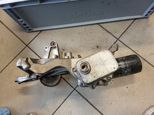 bontott AUDI A5 Generátor Tartó Bak