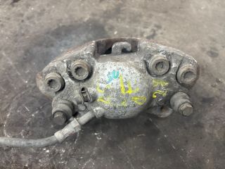 bontott AUDI A5 Jobb első Féknyereg Munkahengerrel