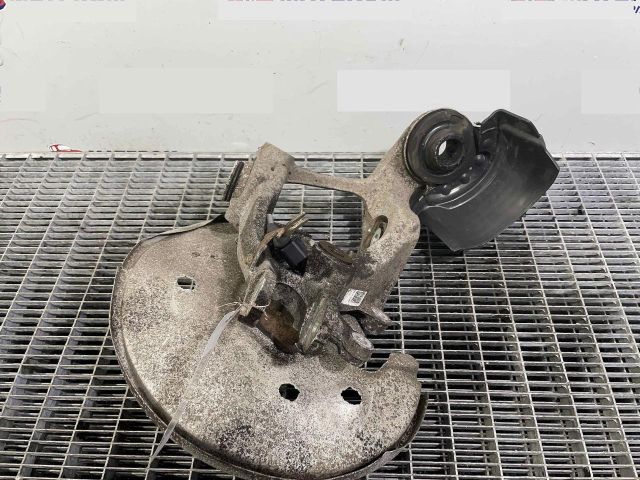 bontott AUDI A5 Jobb hátsó Csonkállvány