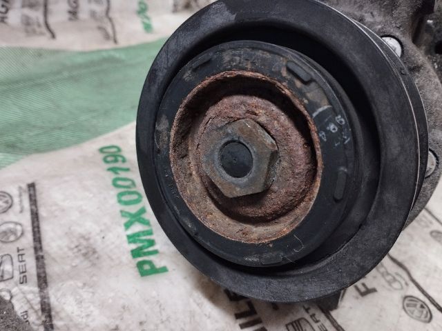 bontott AUDI A5 Klímakompresszor