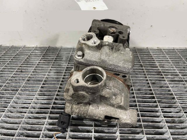 bontott AUDI A5 Klímakompresszor