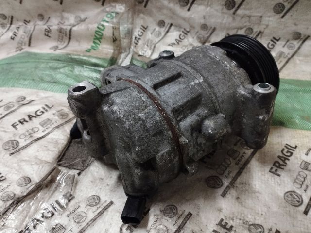 bontott AUDI A5 Klímakompresszor