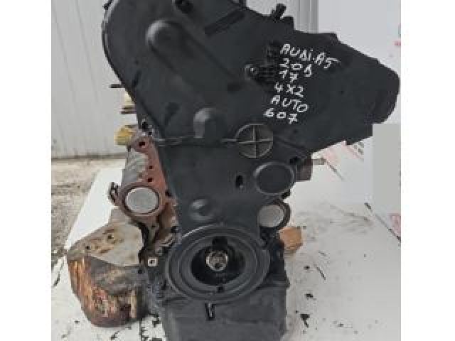 bontott AUDI A5 Motor (Fűzött blokk hengerfejjel)
