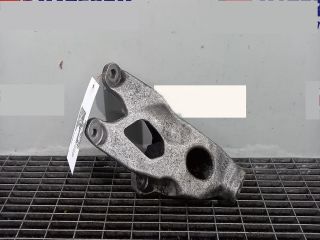 bontott AUDI A5 Motor Tartó Bak Bal