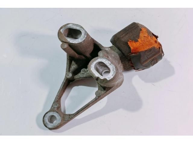 bontott AUDI A5 Motor Tartó Bak (Pozíciófüggetlen)