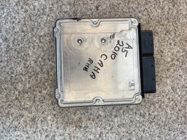 bontott AUDI A5 Motorvezérlő