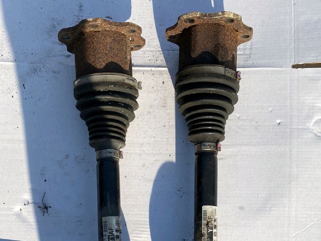 bontott AUDI A5 Jobb Féltengely