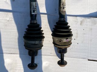 bontott AUDI A5 Jobb Féltengely