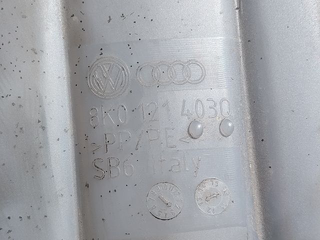 bontott AUDI A5 Kiegyenlítő Tartály