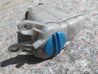 bontott AUDI A5 Kiegyenlítő Tartály