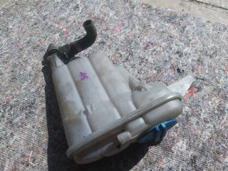 bontott AUDI A5 Kiegyenlítő Tartály