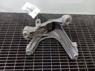 bontott AUDI A5 Motor Tartó Bak Jobb