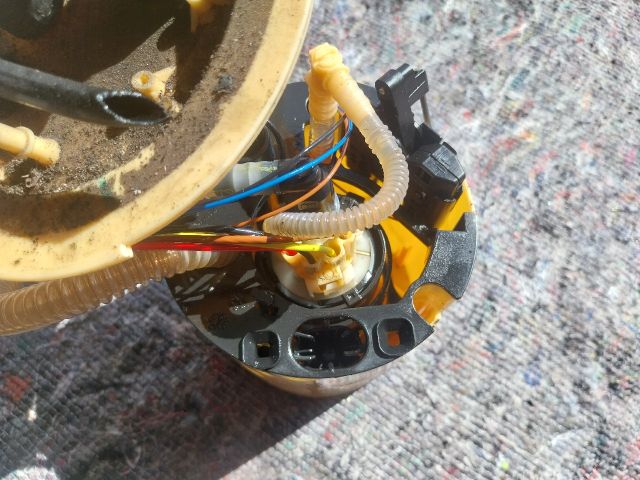 bontott AUDI A5 Üzemanyag Szivattyú