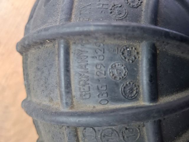 bontott AUDI A5 Szívó Cső