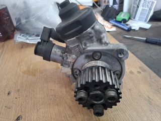 bontott AUDI A5 Üzemanyag Szivattyú