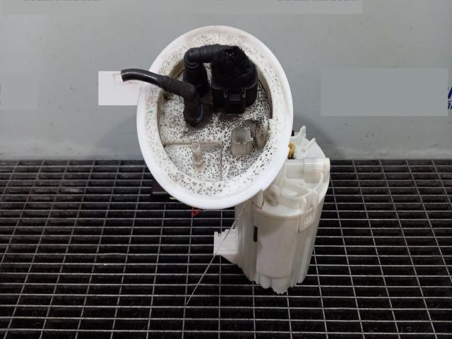 bontott AUDI A5 Üzemanyag Szivattyú