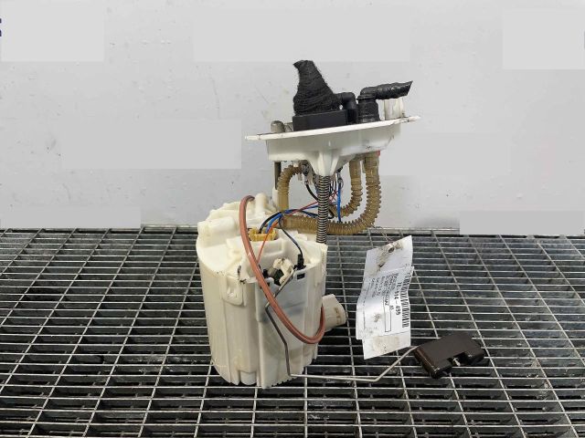 bontott AUDI A5 Üzemanyag Szivattyú