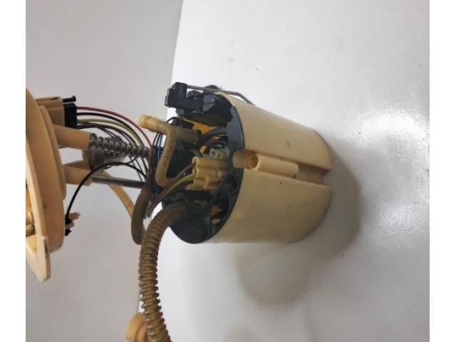 bontott AUDI A5 Üzemanyag Szivattyú