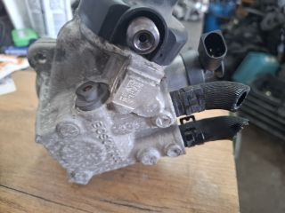 bontott AUDI A5 Üzemanyag Szivattyú