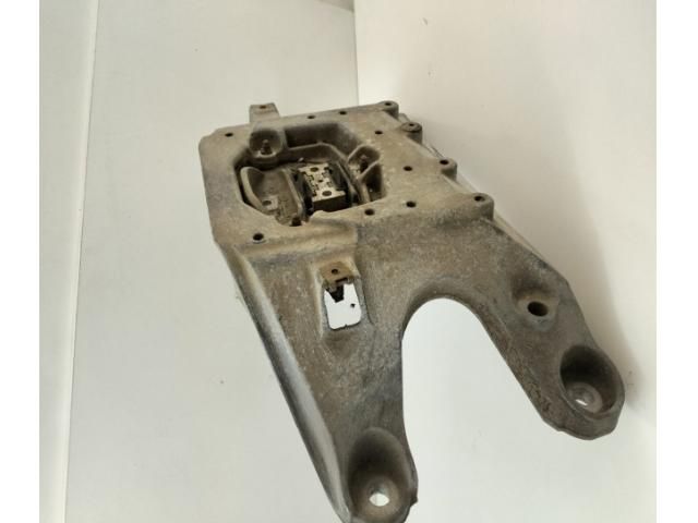 bontott AUDI A5 Váltó Tartó Bak (Pozíciófüggetlen)