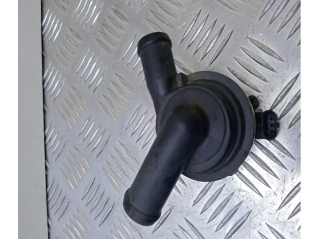 bontott AUDI A5 Vízpumpa