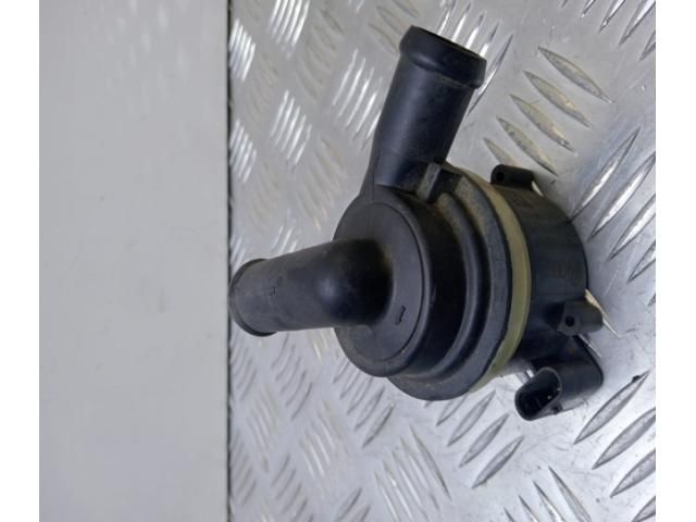 bontott AUDI A5 Vízpumpa