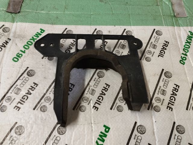 bontott AUDI A5 Bal Féltengely Porvédő Lemez