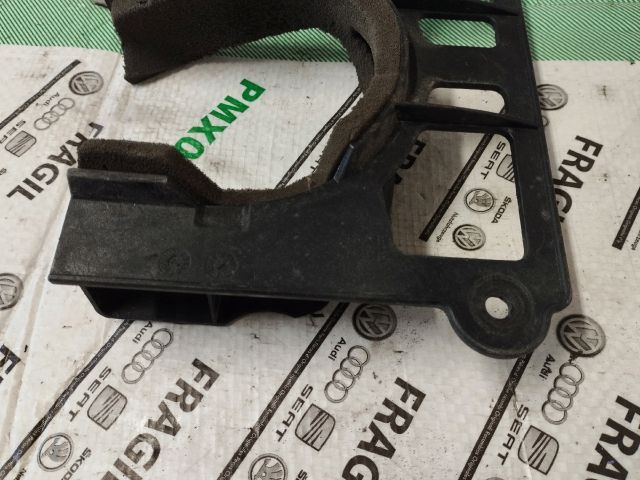 bontott AUDI A5 Bal Féltengely Porvédő Lemez