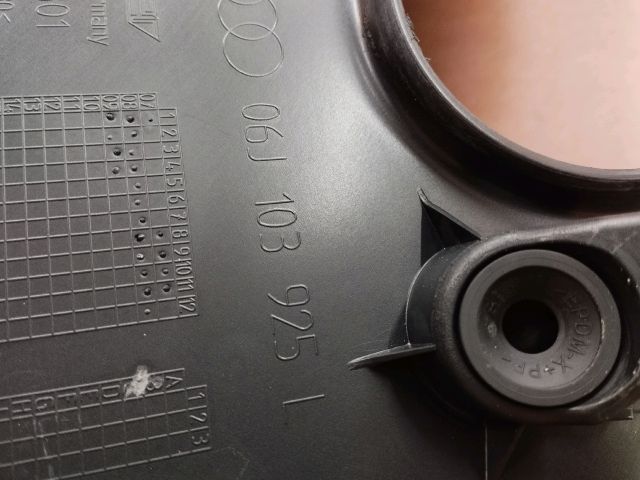 bontott AUDI A5 Felső Motorburkolat